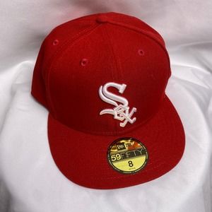 White Sox Fitted Hat New Era 59FIFTY size 8 - Red White Cap